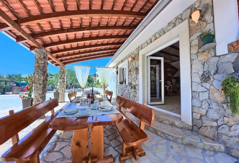 Apartments Cvita Holiday