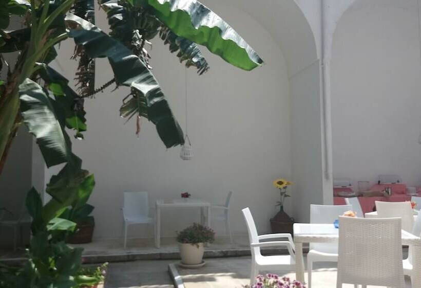 Nocleg ze śniadaniem Antico Palazzo Spinola