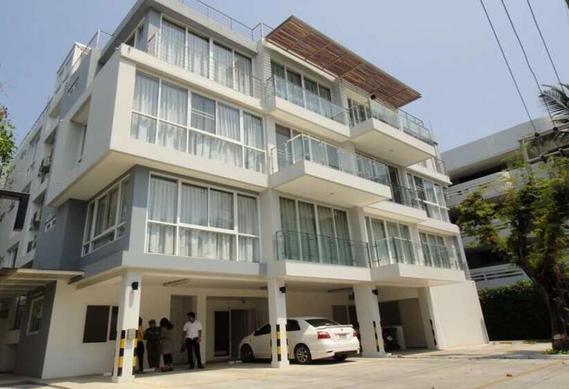 Chan Residence Hua Hin