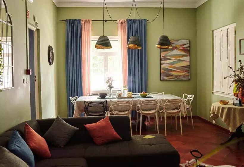 Eco Ljmonade Hostel