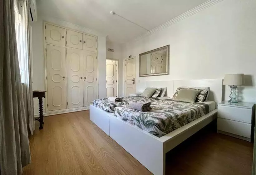 Eco Ljmonade Hostel