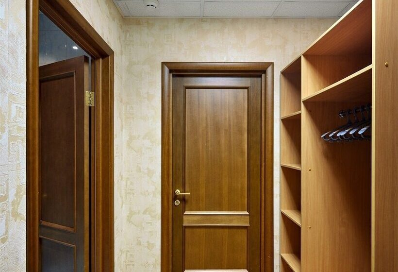 Gorodotel On Kazansky