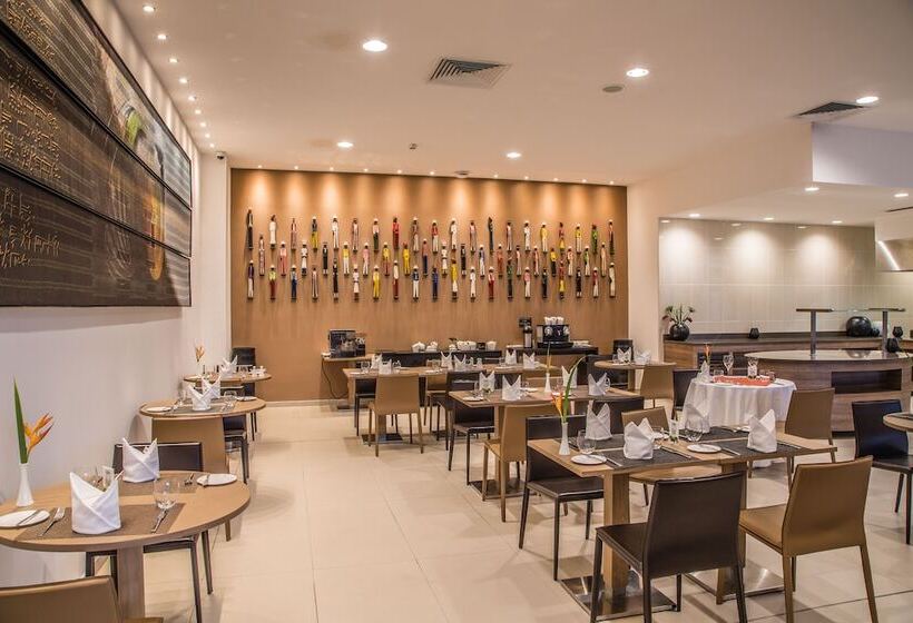 هتل Azalai Hôtel Abidjan