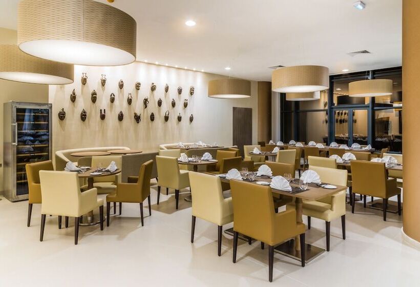 هتل Azalai Hôtel Abidjan