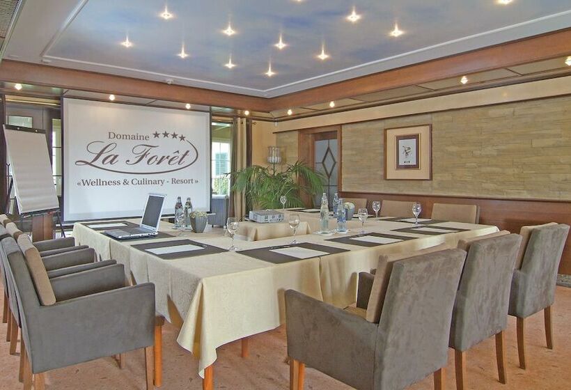 هتل Domaine De La Forêt