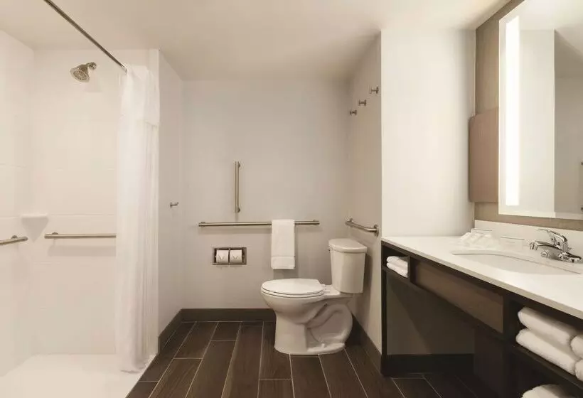 هتل Hilton Garden Phoenix Tempe, University Research Park