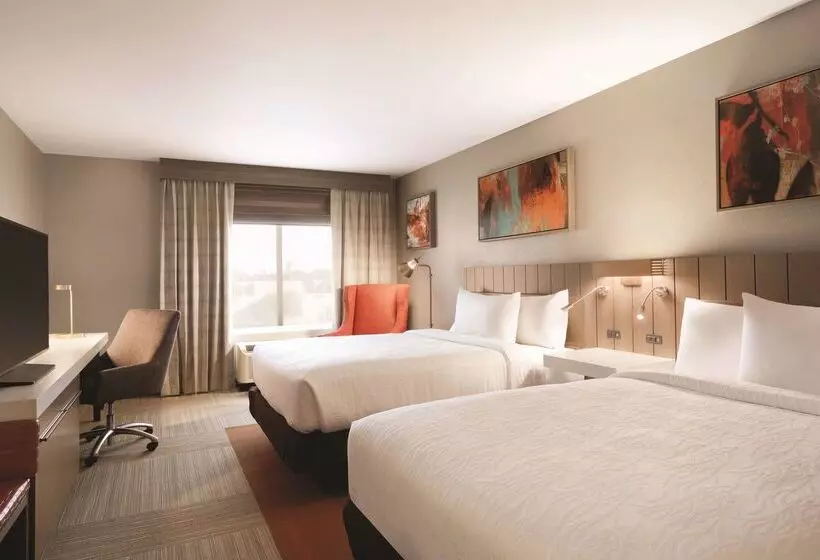 هتل Hilton Garden Phoenix Tempe, University Research Park