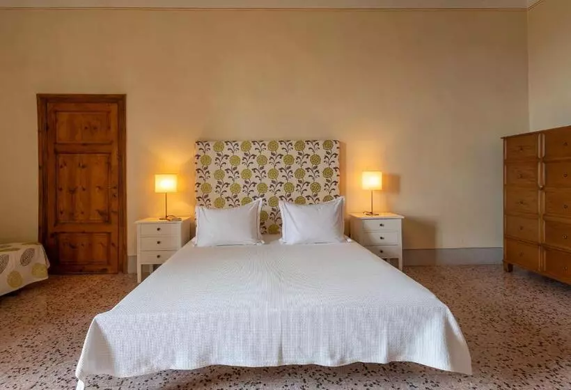 Hotelli La Fattoria Di Tatti
