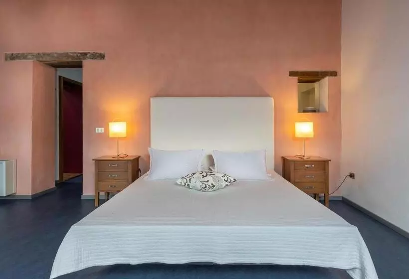 Hotelli La Fattoria Di Tatti