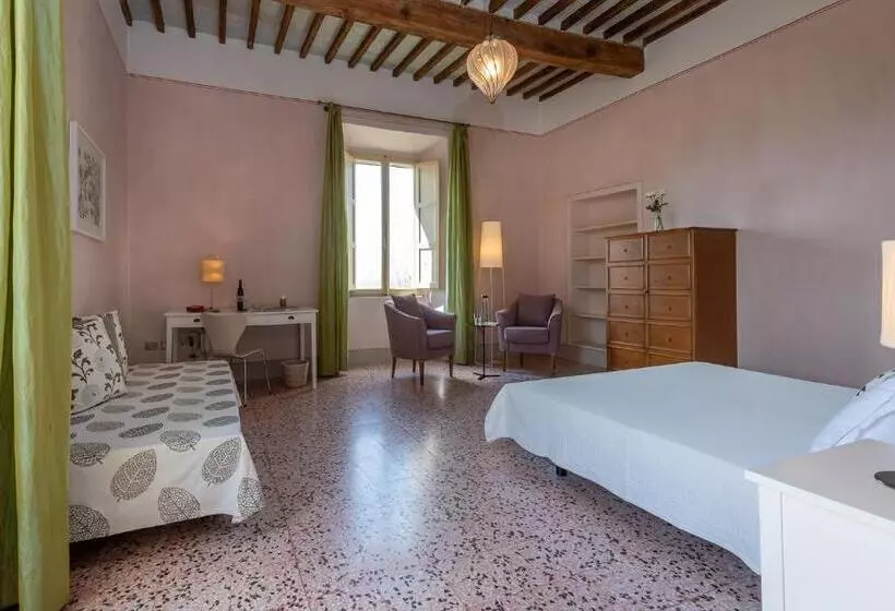 Hotelli La Fattoria Di Tatti