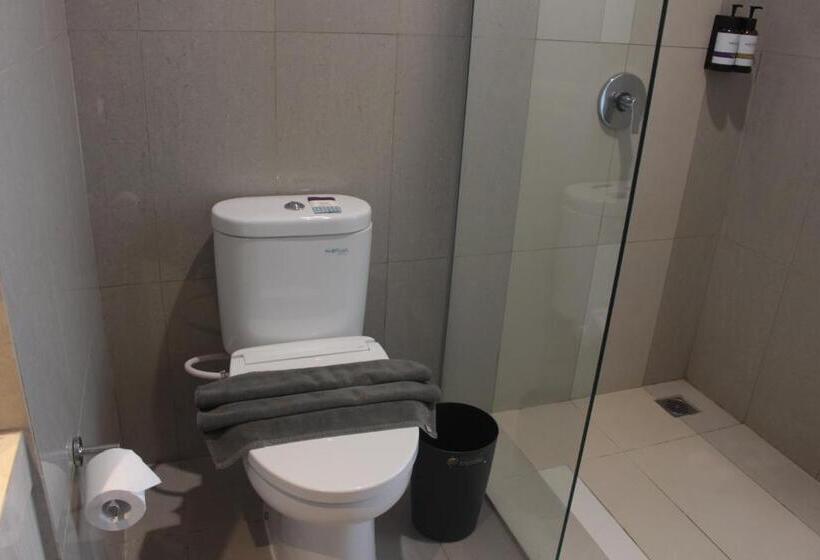 בית מלון כפרי Mercure Jayapura