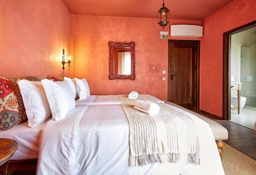 בית מלון כפרי Silver Coast Beach Residence