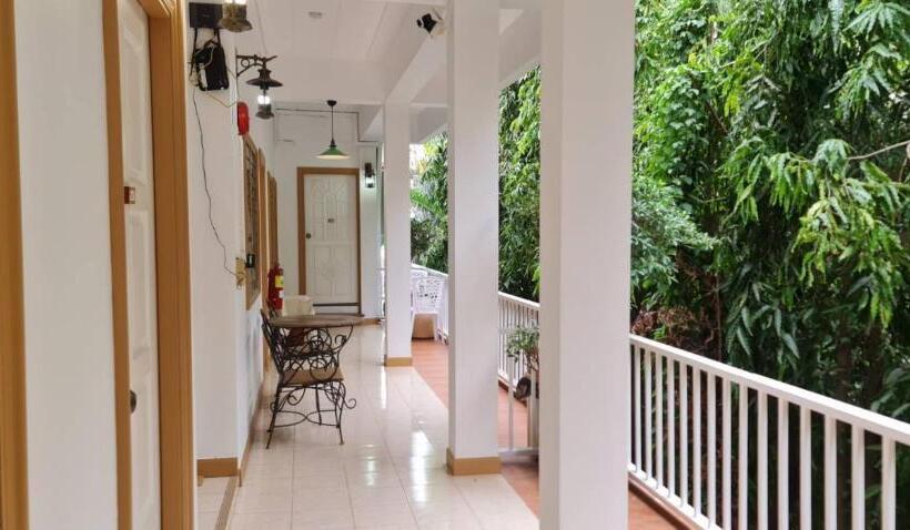 פנסיון 88 Backpackers Hua Hin