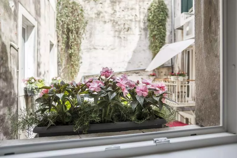 پانسیون Centro Di Centri Rooms