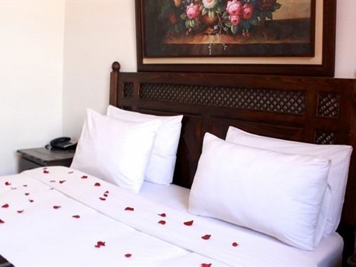 膳宿费 Palais Batha