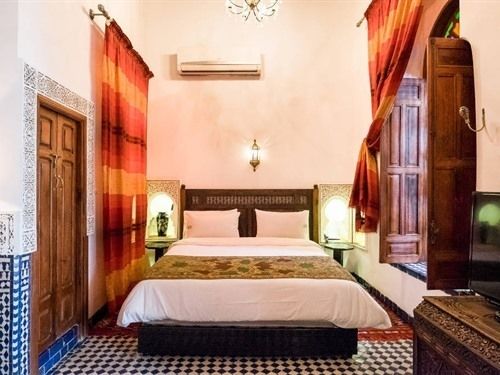 膳宿费 Palais Batha