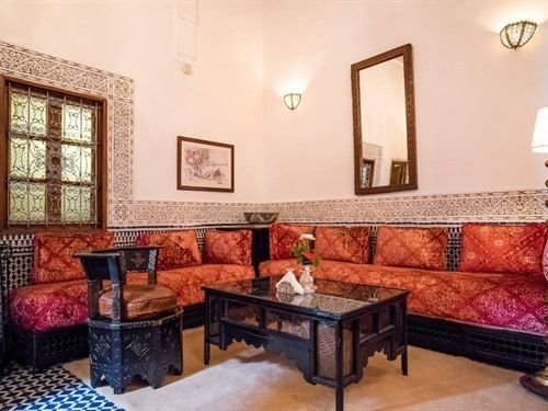 膳宿费 Palais Batha