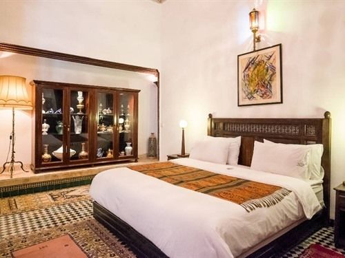 膳宿费 Palais Batha