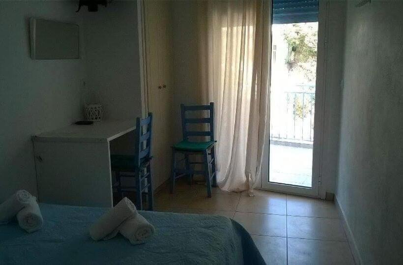 Pensjonat Smaragdi Studios And Rooms