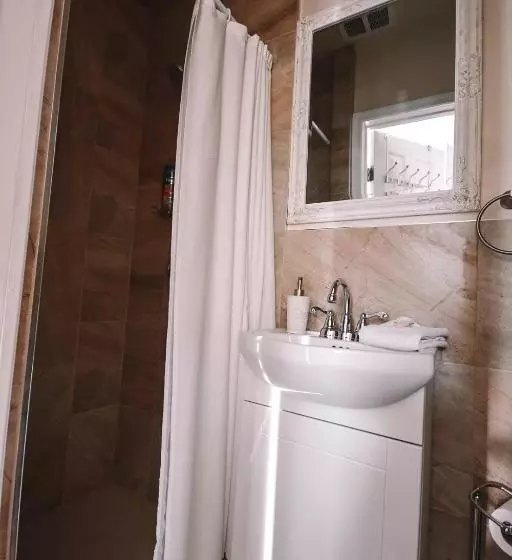 Aamiaismajoitus (B&B) Bellas Castle