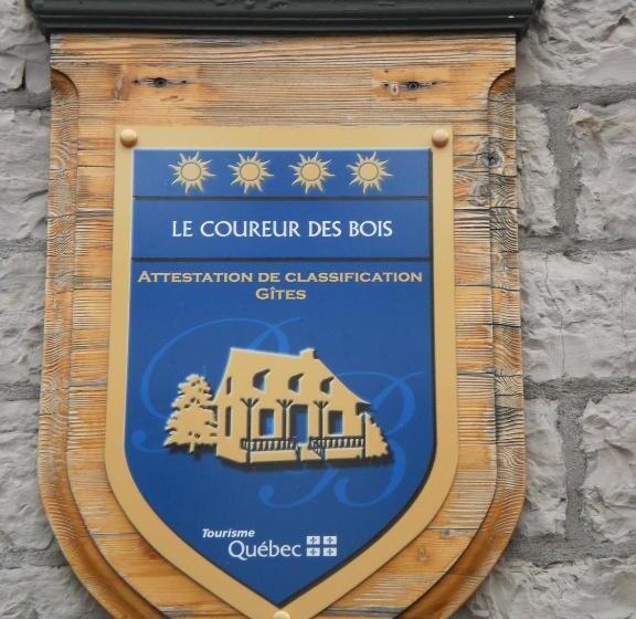 تختخواب و صبحانه Le Coureur Des Bois