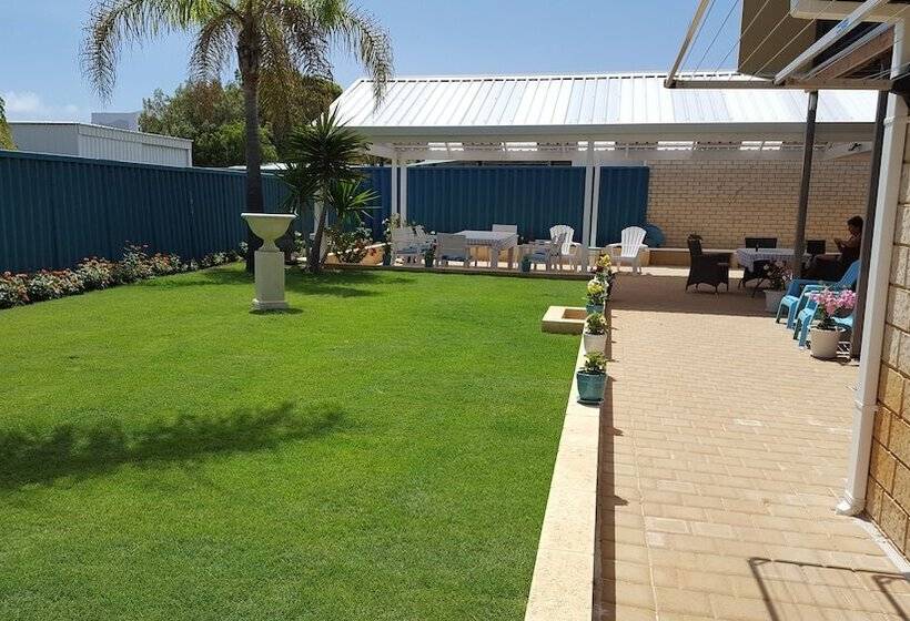 ベッドアンドブレックファースト Palm Beach Guest House