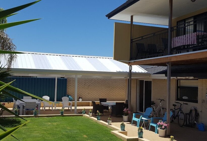 ベッドアンドブレックファースト Palm Beach Guest House