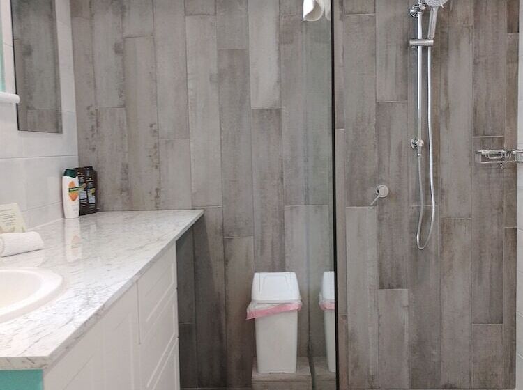 ベッドアンドブレックファースト Palm Beach Guest House