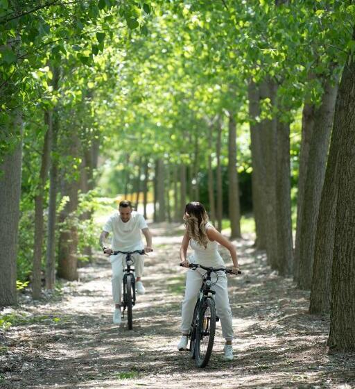 בית מלון כפרי Boutique Complex Trakiets