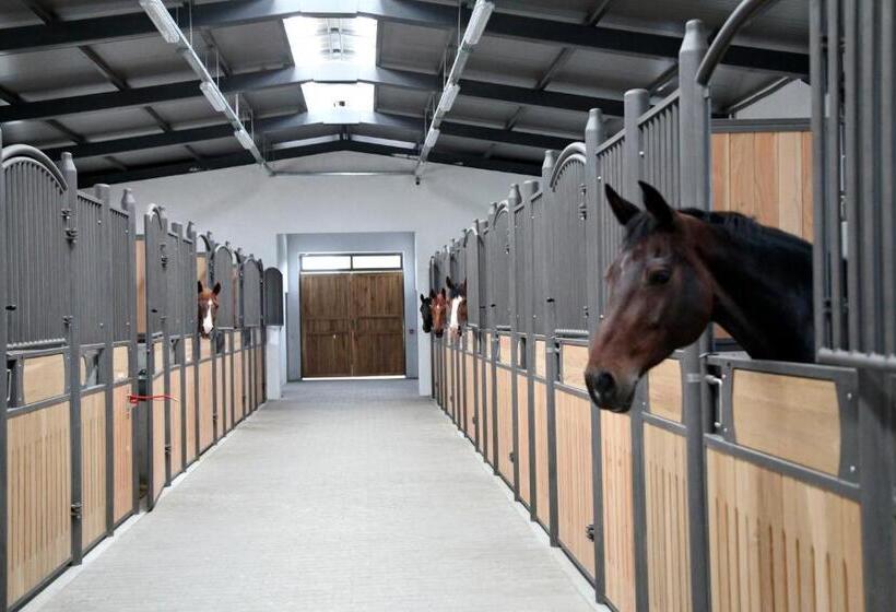 בית מלון כפרי Boutique Complex Trakiets