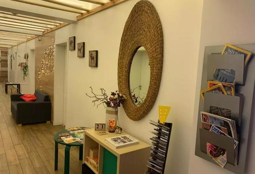 هتل Fox Rooms Apart