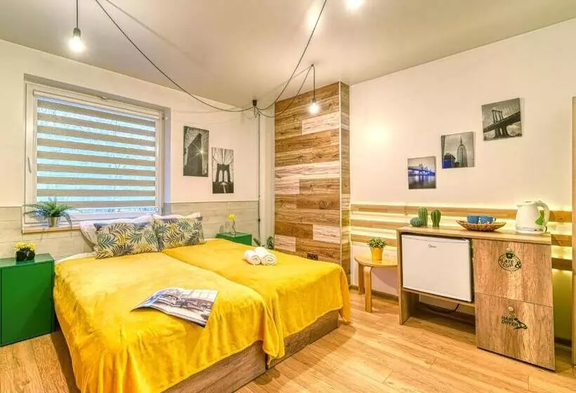 هتل Fox Rooms Apart