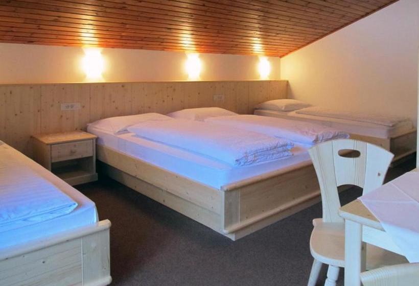 호텔 Garni Lindenhof