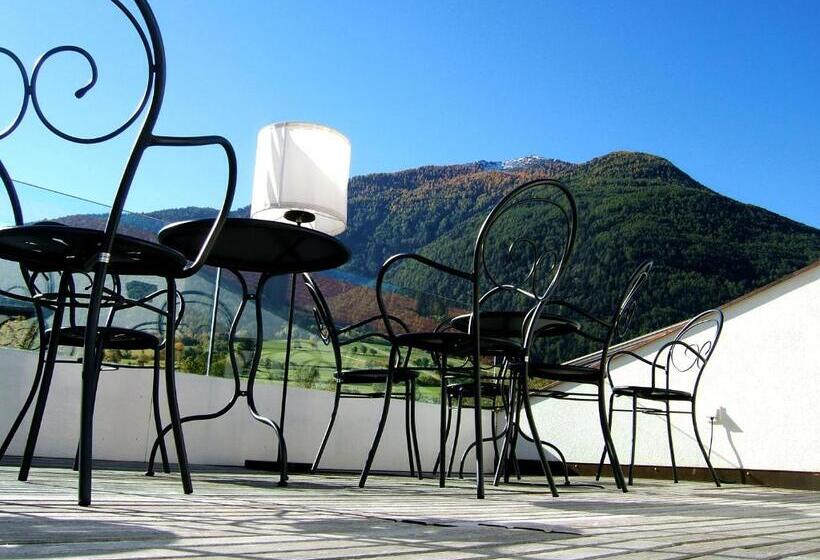 ホテル Gasthof Grüner Baum