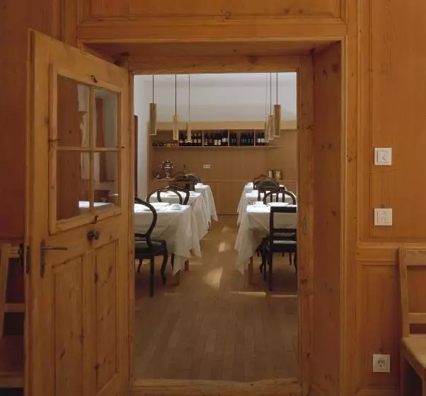 Hotelli Gasthof Grüner Baum