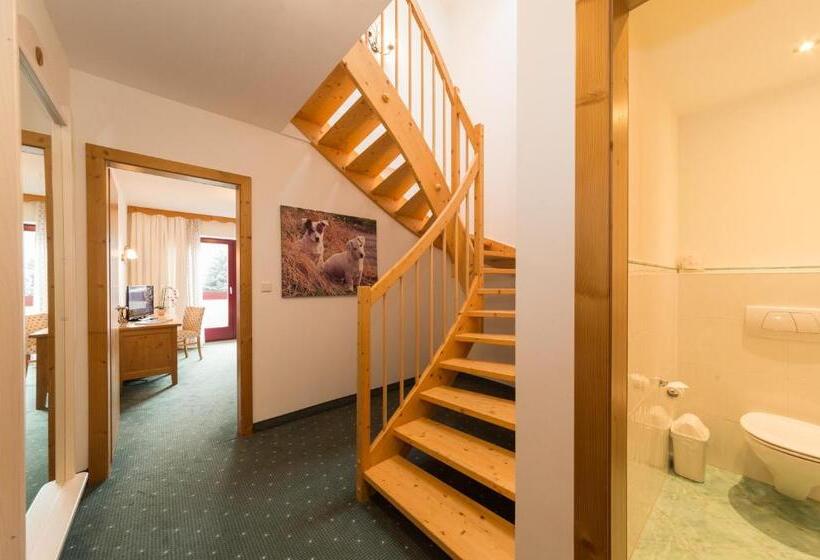 Отель Hellweger