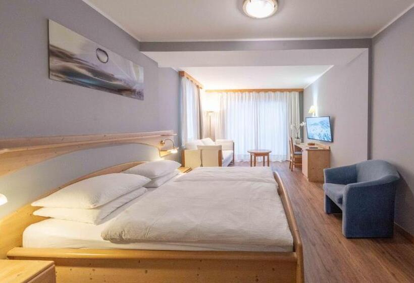 Отель Hellweger