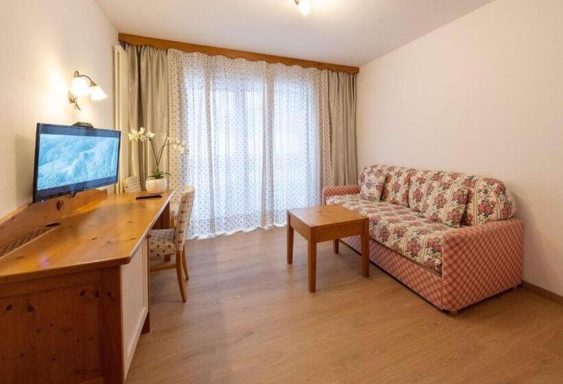 Отель Hellweger