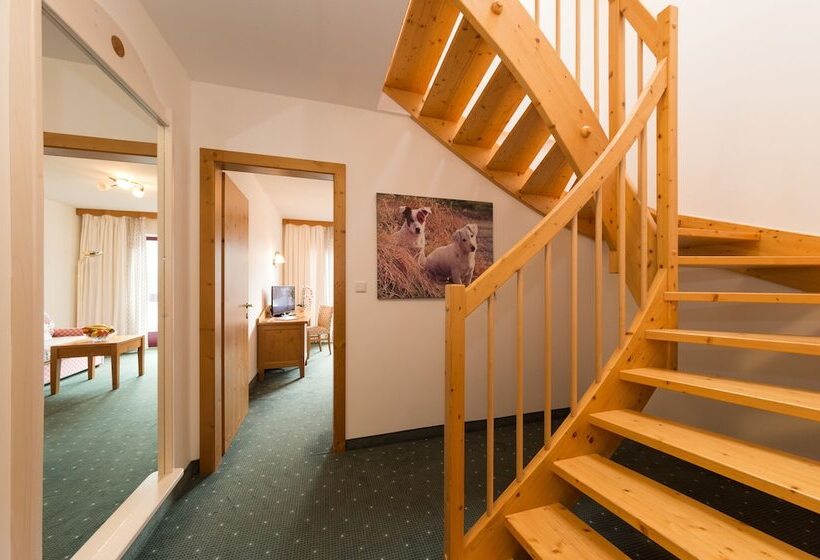 Отель Hellweger