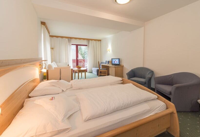 Отель Hellweger