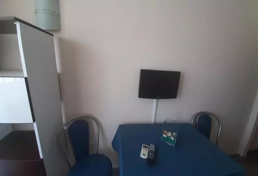 هتل Paralax
