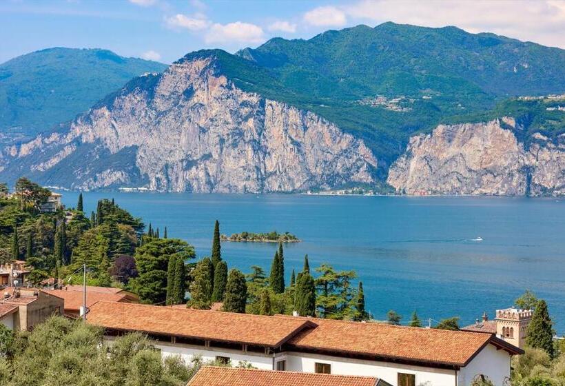 בית מלון כפרי Villa Smeralda