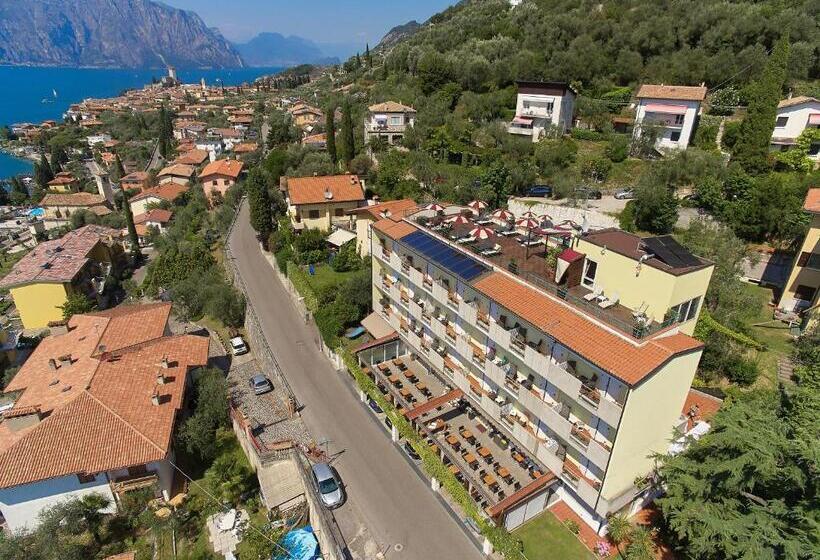 בית מלון כפרי Villa Smeralda