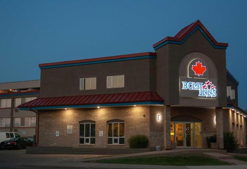 Motel Bcm Inns Fort Mcmurray  Downtown