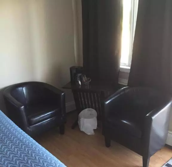 Motelli Kacee's Northern Suites