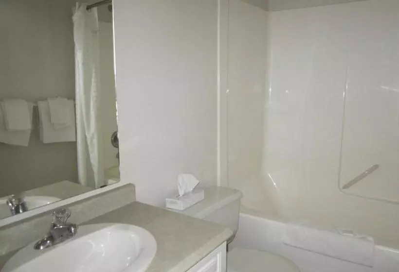 Motelli Kacee's Northern Suites