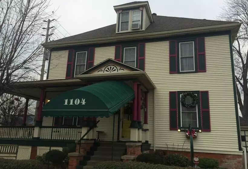 Ye Olde Walkerville Bed & Breakfast