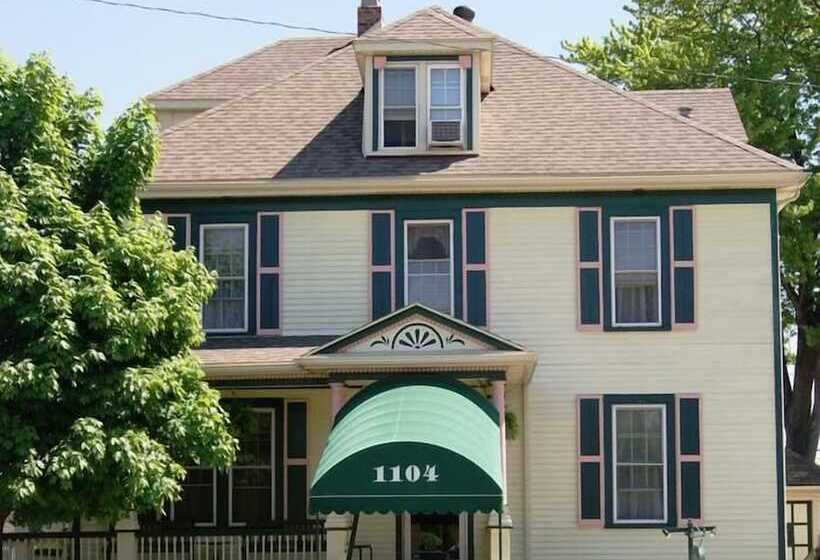 Ye Olde Walkerville Bed & Breakfast