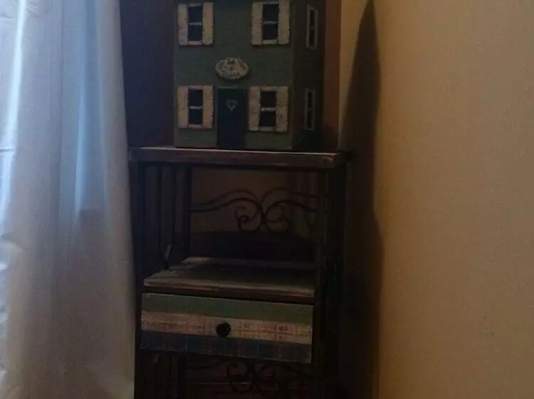Ye Olde Walkerville Bed & Breakfast