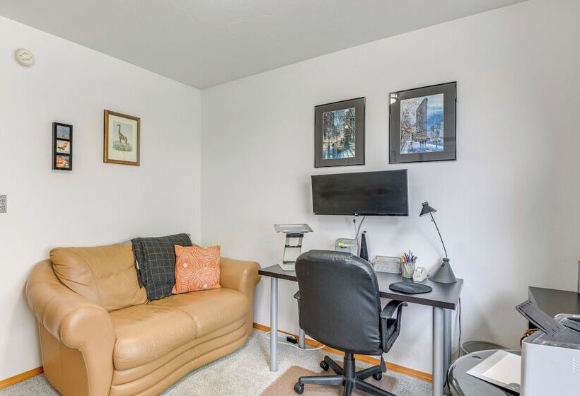 Central Twin Falls Retreat Near Parks & Downtown!